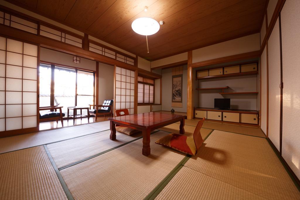 Yufuin Ryokan Tadaima Exterior photo
